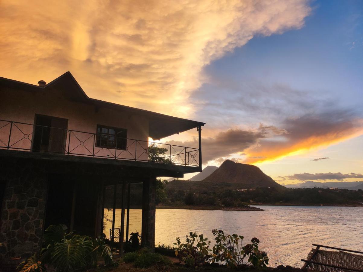 Hotel Amankaya Atitlan Cerro de Oro Esterno foto